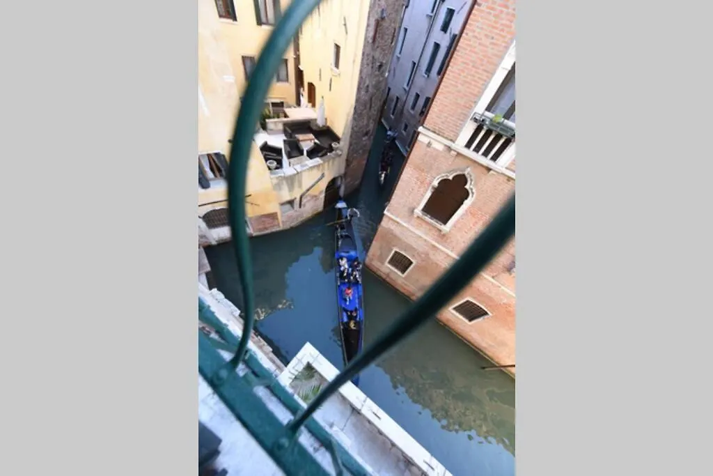Leoncini With A Wonderful Canal View Βενετία Διαμέρισμα